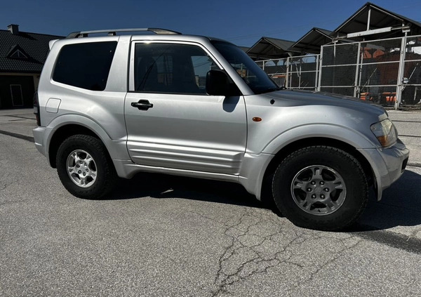 Mitsubishi Pajero cena 16600 przebieg: 215000, rok produkcji 2000 z Złoty Stok małe 92